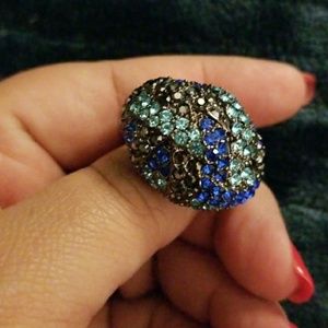 Sapphire ring